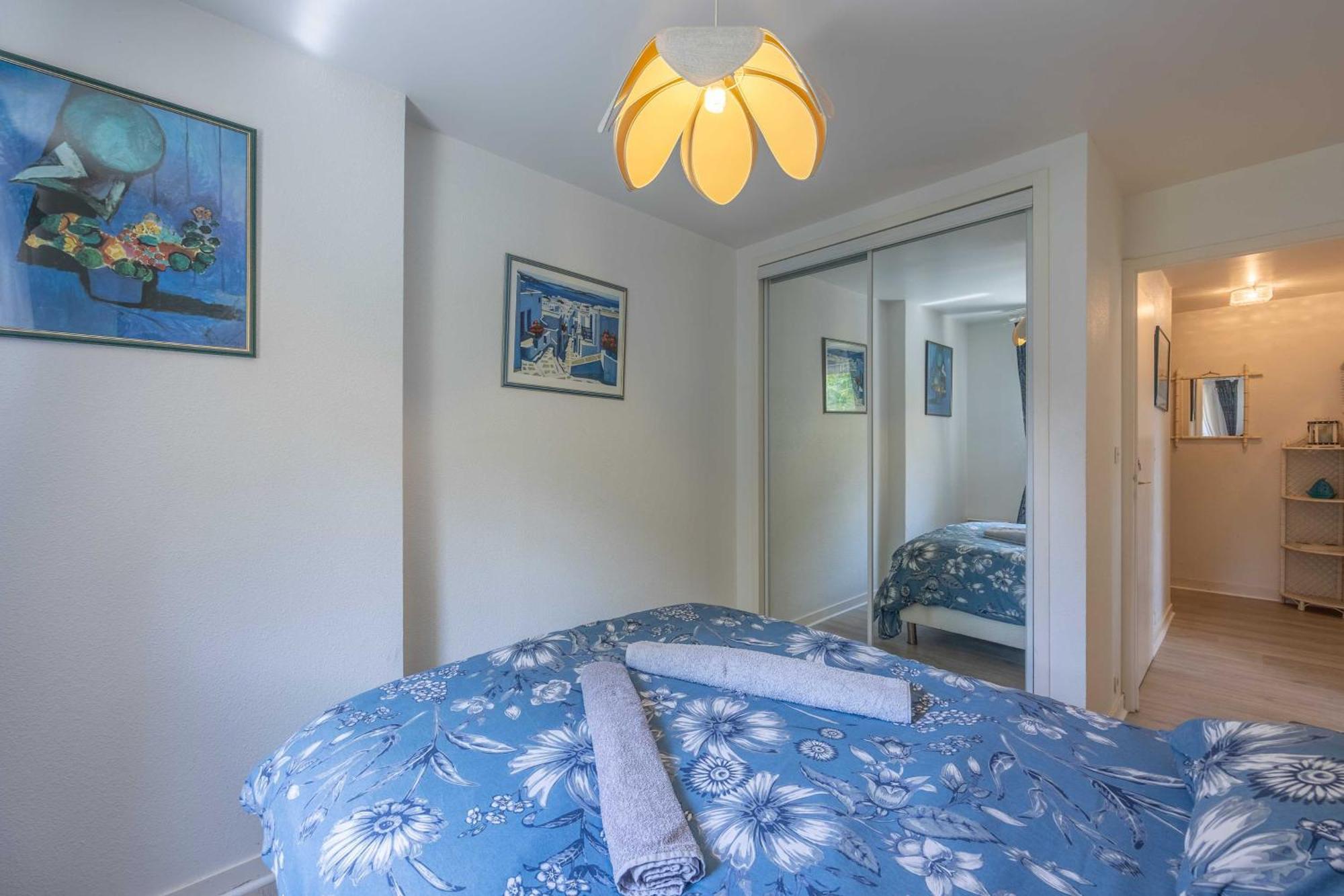 Apartment With Parking And Balcony Near The Beach โดวีลล์ ภายนอก รูปภาพ