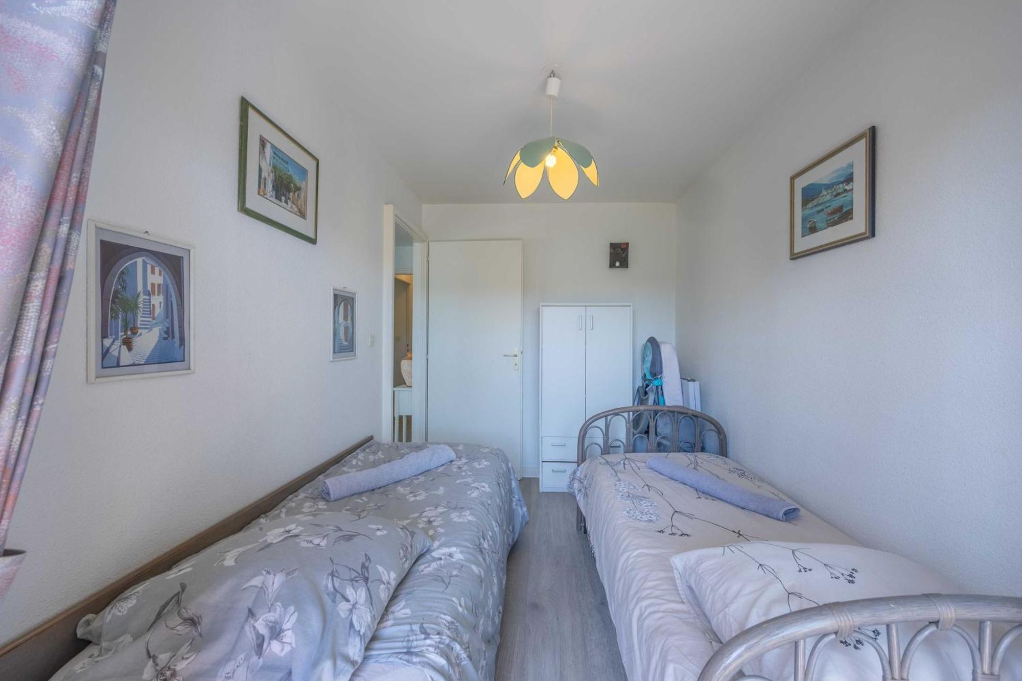 Apartment With Parking And Balcony Near The Beach โดวีลล์ ภายนอก รูปภาพ